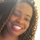Néia from Everett | Woman | 45 years old | Cancer