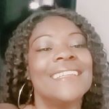 Flor from Barra Mansa | Woman | 52 years old | Libra