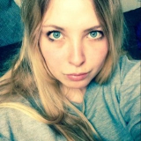 Leah Bell from Paris | Woman | 30 years old | Leo