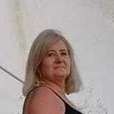 Sarah from Atlanta | Woman | 49 years old | Capricorn