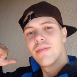Estevão from Londrina | Man | 31 years old | Taurus