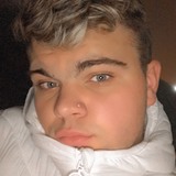Gayboii from London | Man | 24 years old | Libra