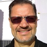 Eric from Paris | Man | 59 years old | Libra