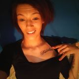 Mel from Newton | Woman | 32 years old | Cancer