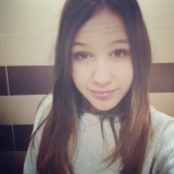 Tina from Split | Woman | 31 years old | Cancer