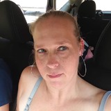 Tiffeneo2 from Overland Park | Woman | 45 years old | Taurus