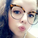 Kayco from Villa Grove | Woman | 32 years old | Capricorn