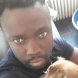 Mariuskonam9P from Sint-Pieters-Leeuw | Man | 40 years old | Taurus