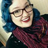 Flora from Bayonne | Woman | 24 years old | Aries