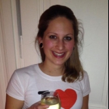 Lara from Vienna | Woman | 36 years old | Libra