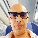 Frisinathomam8 from Piacenza | Man | 47 years old | Aries
