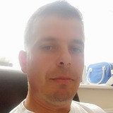 Valy from Luton | Man | 42 years old | Aries