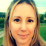 Danielle from Nassau | Woman | 46 years old | Capricorn