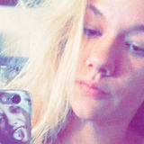Aurore from Brussels | Woman | 28 years old | Leo