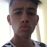 Douglas from Odivelas | Man | 28 years old | Taurus