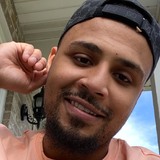 Rylan12H from Sugar Grove | Man | 31 years old | Gemini