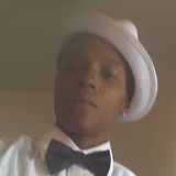 Krome from Denver | Woman | 40 years old | Sagittarius