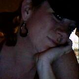 Rosaleen from South Saint Paul | Woman | 42 years old | Capricorn