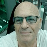 Dear from Tel Aviv-yafo | Man | 75 years old | Leo