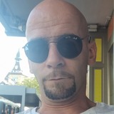 Pfbtrons7 from Lausanne | Man | 40 years old | Cancer