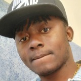 Kellykezzy from Florence | Man | 32 years old | Capricorn