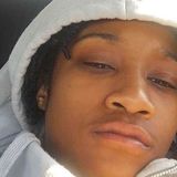 Ezzy from Lexington | Woman | 28 years old | Libra