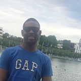 Tori from Nanterre | Man | 44 years old | Libra