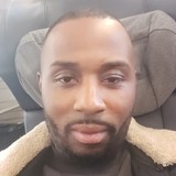 Bonnieagyemaqy from Düsseldorf | Man | 38 years old | Capricorn