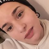 Sabrina from London | Woman | 34 years old | Cancer