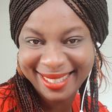 Luna from Paris | Woman | 40 years old | Leo
