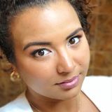 Xtinaera from Bayside | Woman | 33 years old | Cancer