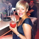 Mikri from Vlore | Woman | 40 years old | Capricorn