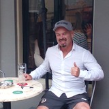 Darrenlee8I from Dublin | Man | 48 years old | Cancer