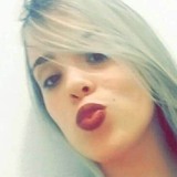 Nina from Brasilia | Woman | 39 years old | Aries