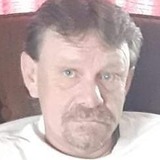 Tom from Pittsburgh | Man | 53 years old | Capricorn