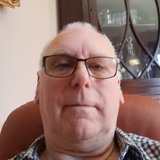 Dwmacintyreky from Montrose | Man | 79 years old | Cancer