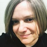 Eithne from Porto | Woman | 49 years old | Leo