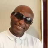 Thom from Calgary | Woman | 39 years old | Aries