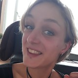 Iris from Emmen | Woman | 37 years old | Taurus