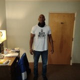 Elmorethomas86 from Chapel Hill | Man | 57 years old | Sagittarius