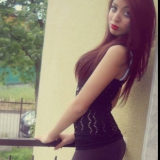 Luana from Milano | Woman | 35 years old | Capricorn