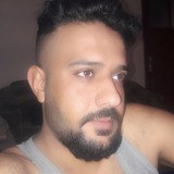 Zaza from Bursa | Man | 33 years old | Aquarius