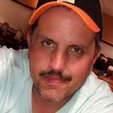 Stocky from Nashville | Man | 52 years old | Scorpio