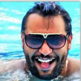 Pilot from Fpo | Man | 43 years old | Capricorn