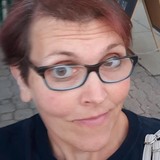 Dee from Pittsburgh | Woman | 53 years old | Sagittarius