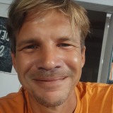 Stesploj from Saint-Denis | Man | 46 years old | Aquarius