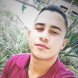 Theu from Luziania | Man | 28 years old | Aries